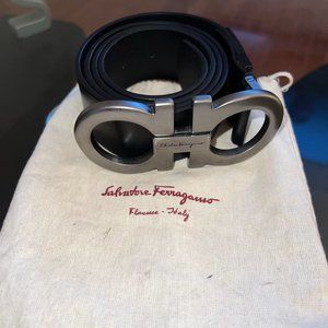 SALVATORE FERRAGAMO (MENS) BLACK BELT 44 INCHES SIZE  46